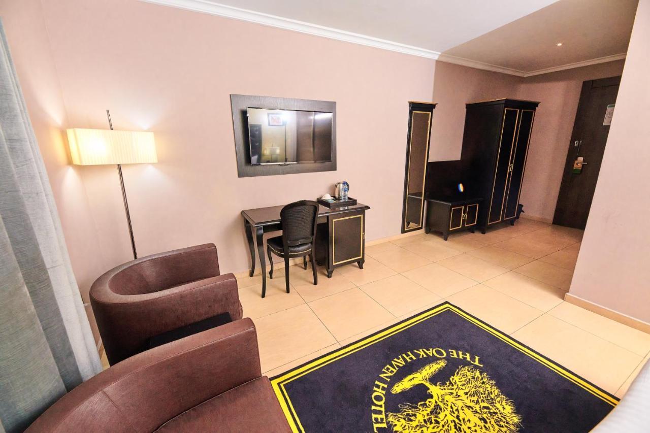 Oak Haven Hotel & Suites Port Harcourt Exterior foto